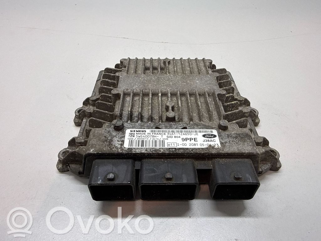 Ford Fiesta Engine control unit/module 