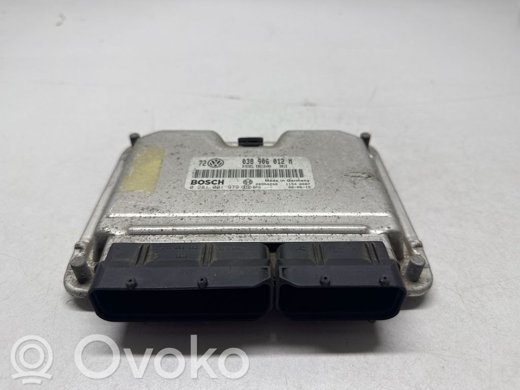 Volkswagen Golf IV Engine control unit/module 
