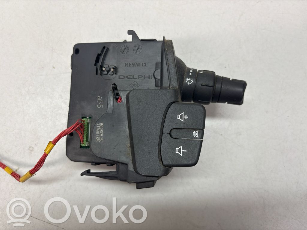 Renault Kangoo II Wiper control stalk 