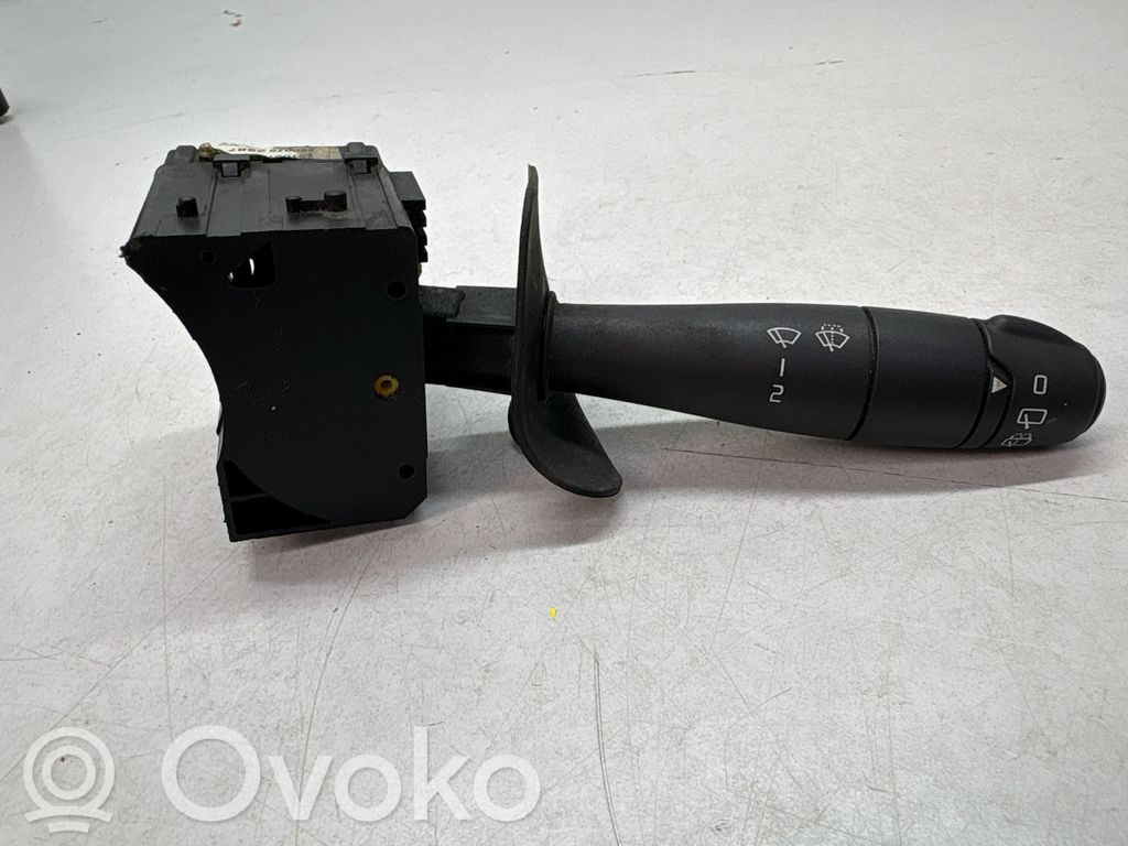 Dacia Sandero Wiper control stalk 