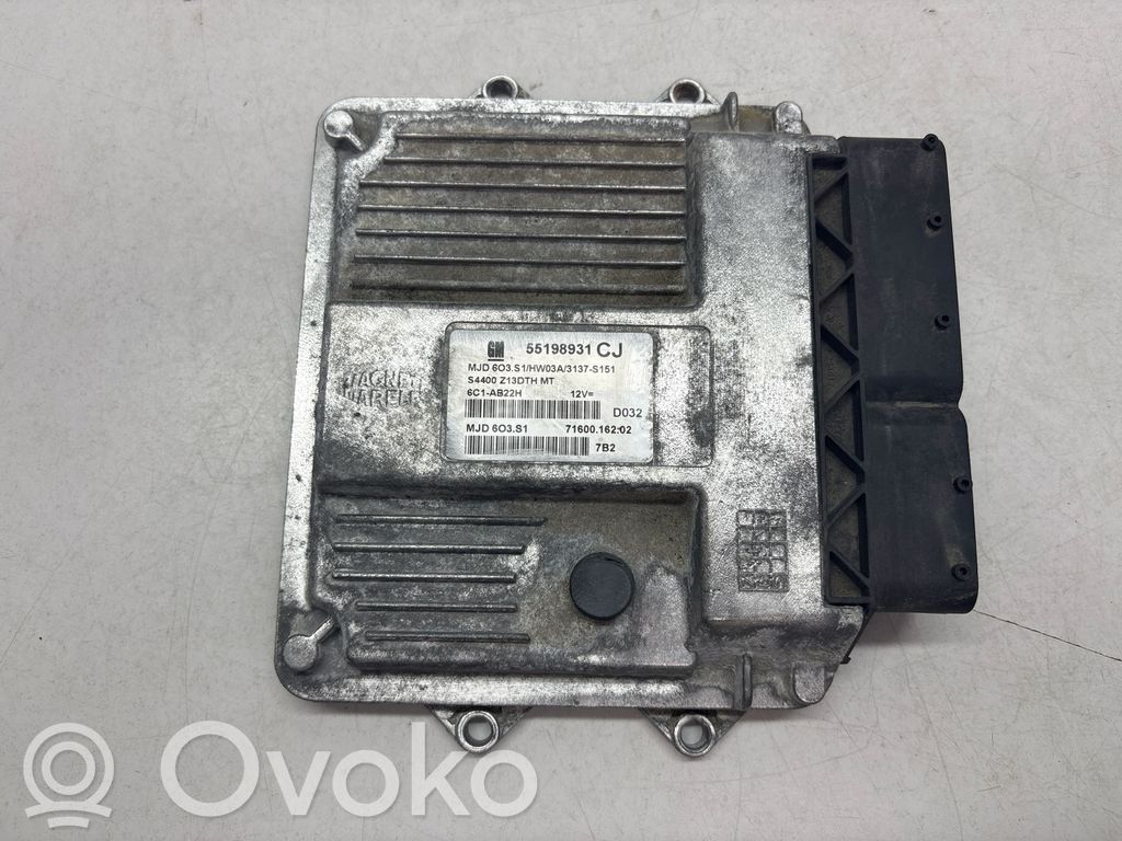 Opel Corsa D Engine control unit/module 