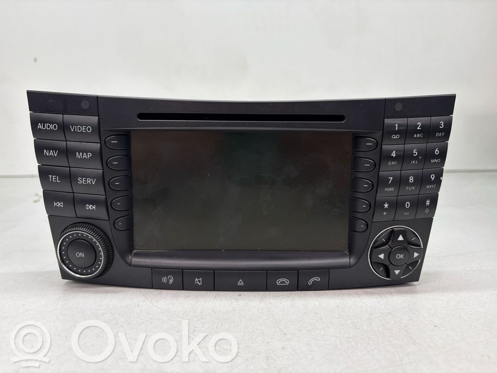 Mercedes-Benz E W211 Unità principale autoradio/CD/DVD/GPS 