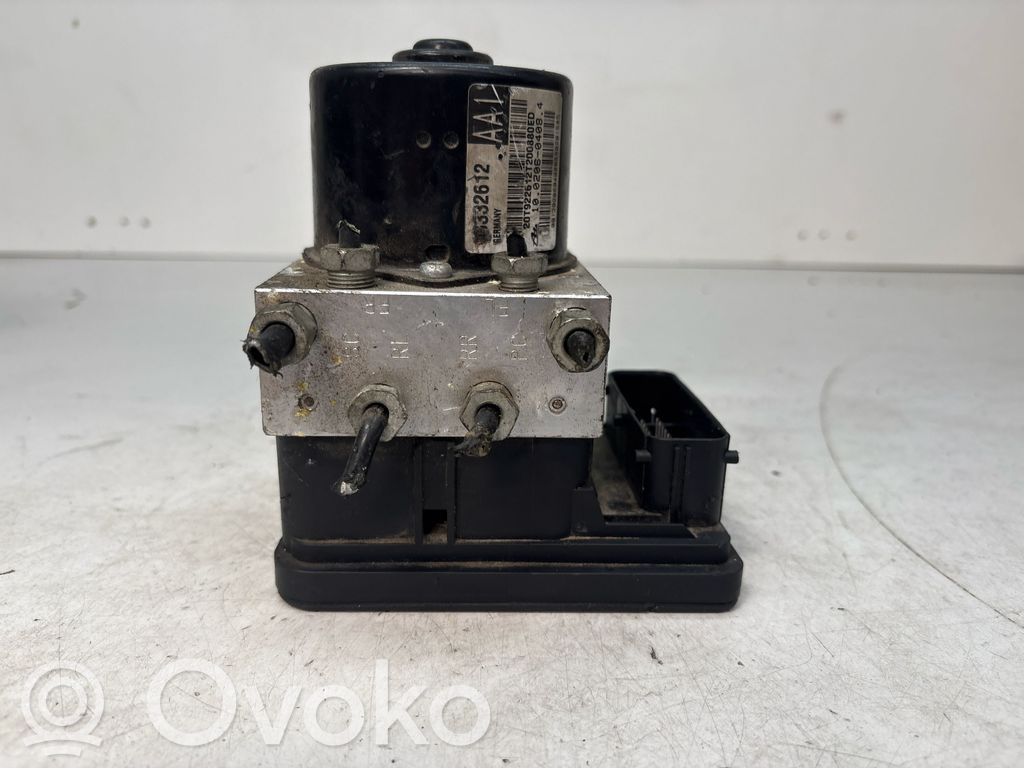 Opel Astra J ABS bloks 