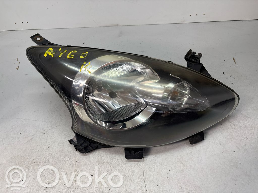 Toyota Aygo AB10 Tailgate trim 