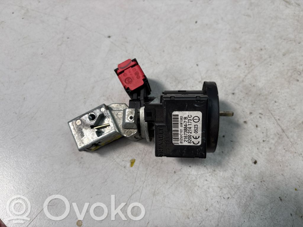 Renault Clio III Užvedimo spynelė 