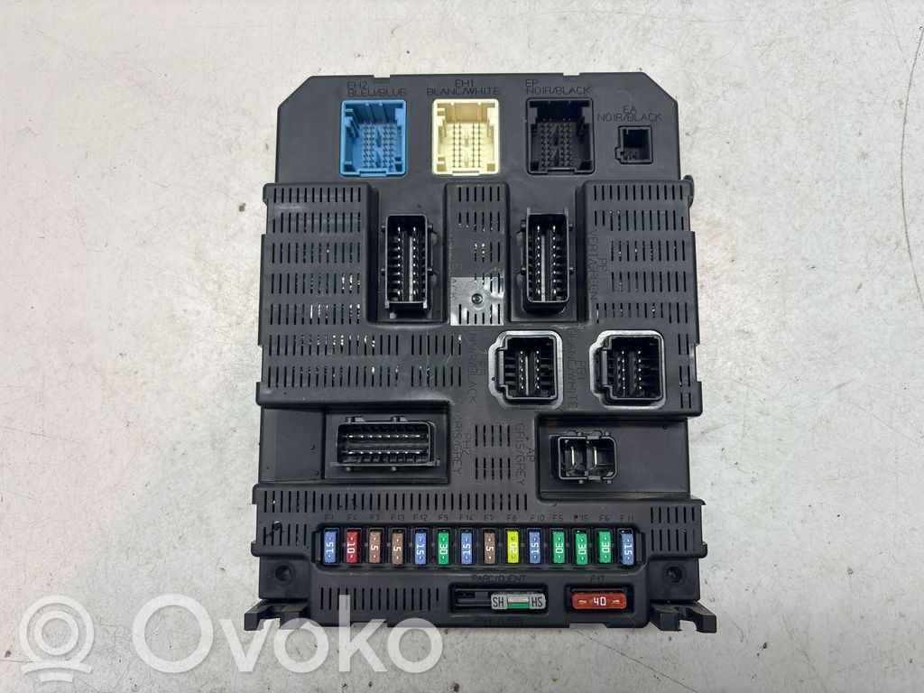 Citroen C3 Saugiklių blokas 