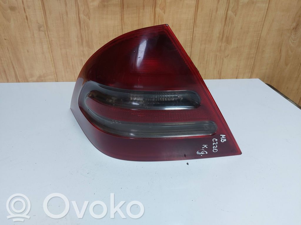 Mercedes-Benz E W210 Rear/tail lights 