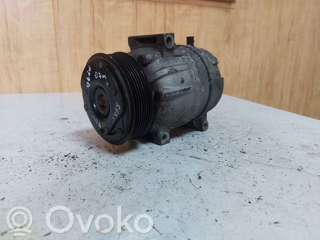 Kompresor / Sprężarka klimatyzacji A/C   8200678507,11216182128,01140557