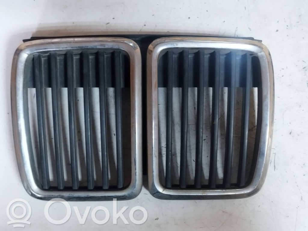 BMW 3 E30 Front grill 