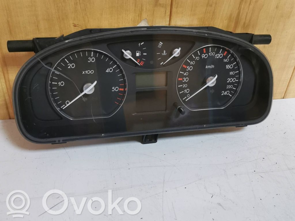 Renault Laguna II Speedometer (instrument cluster) 
