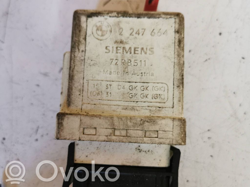 BMW 5 E39 Kvēlsveču relejs 