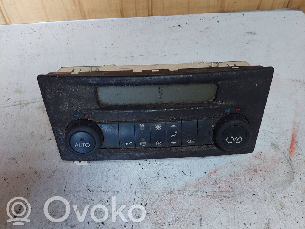 Renault Laguna II Climate control unit 