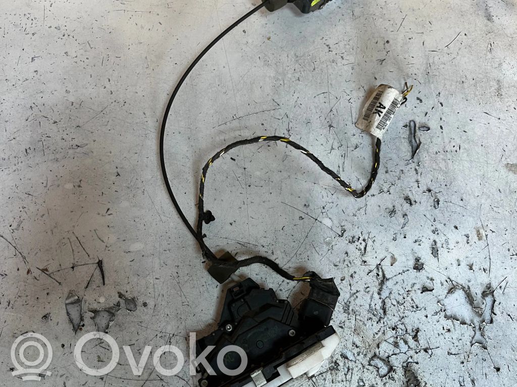 Ford Mondeo Mk III Rear door lock 