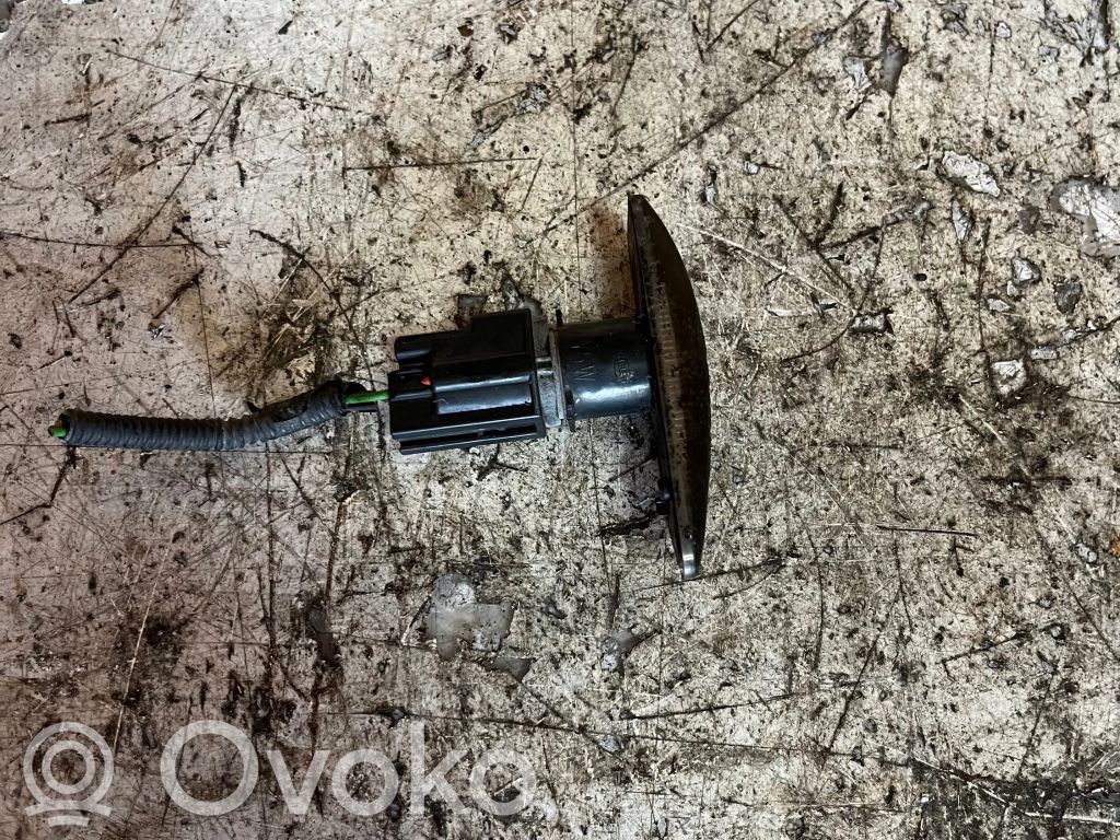 Front fender indicator light   E101678,5E101678