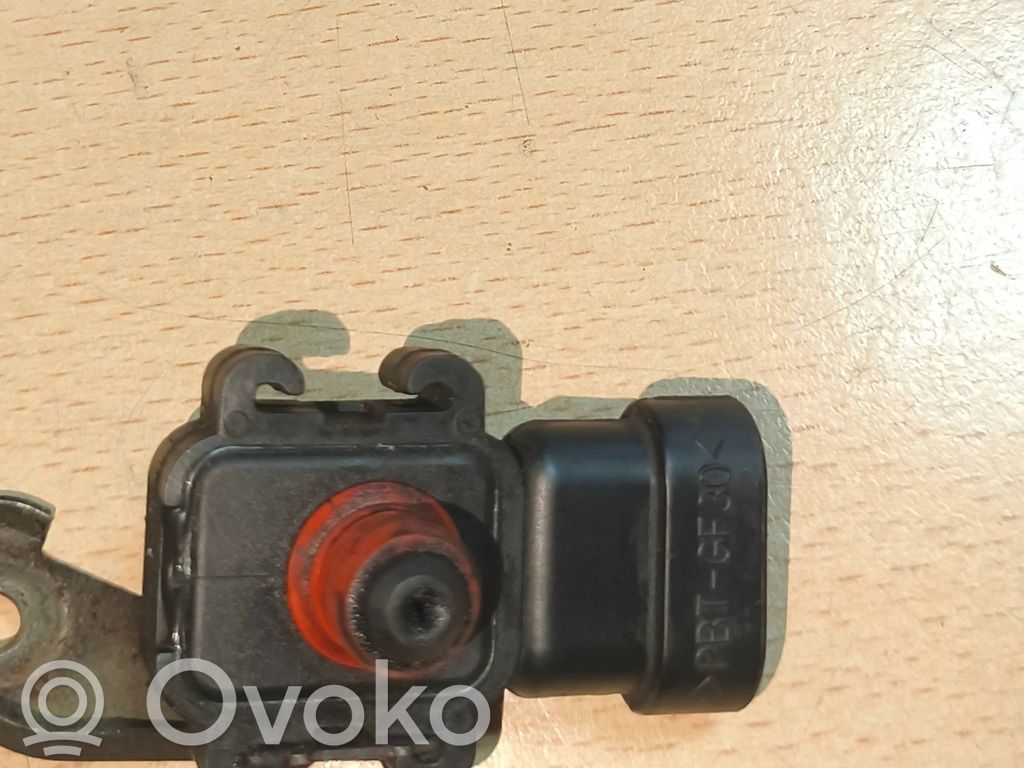 Opel Astra H Air pressure sensor 