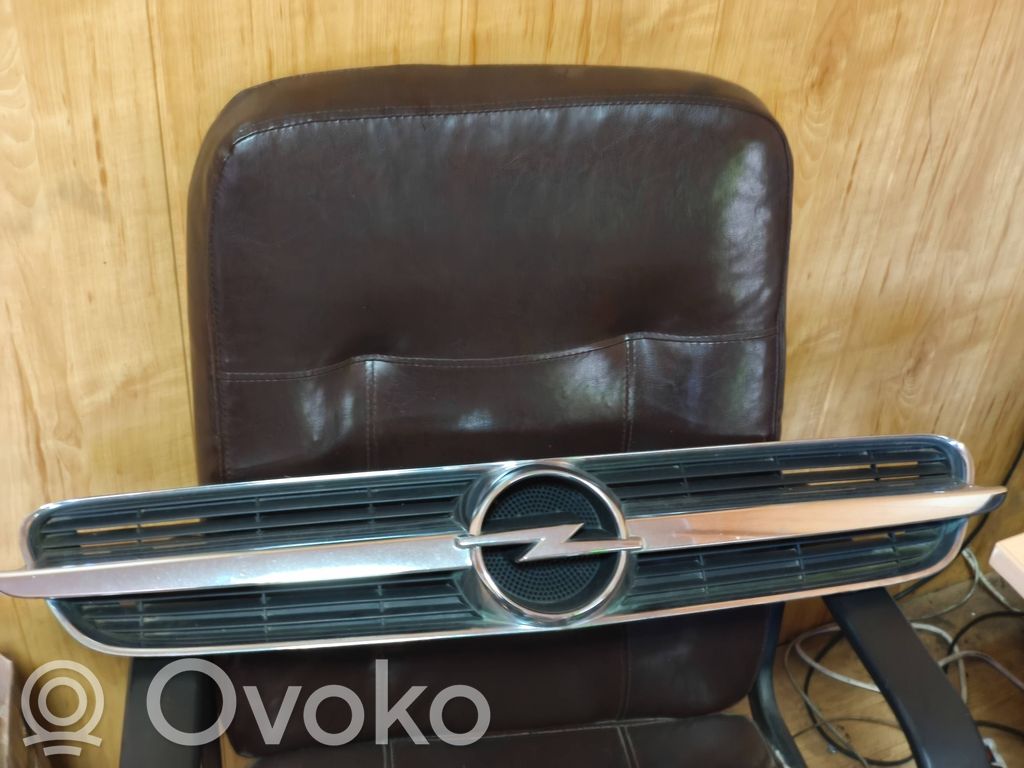 Opel Meriva A Etusäleikkö 