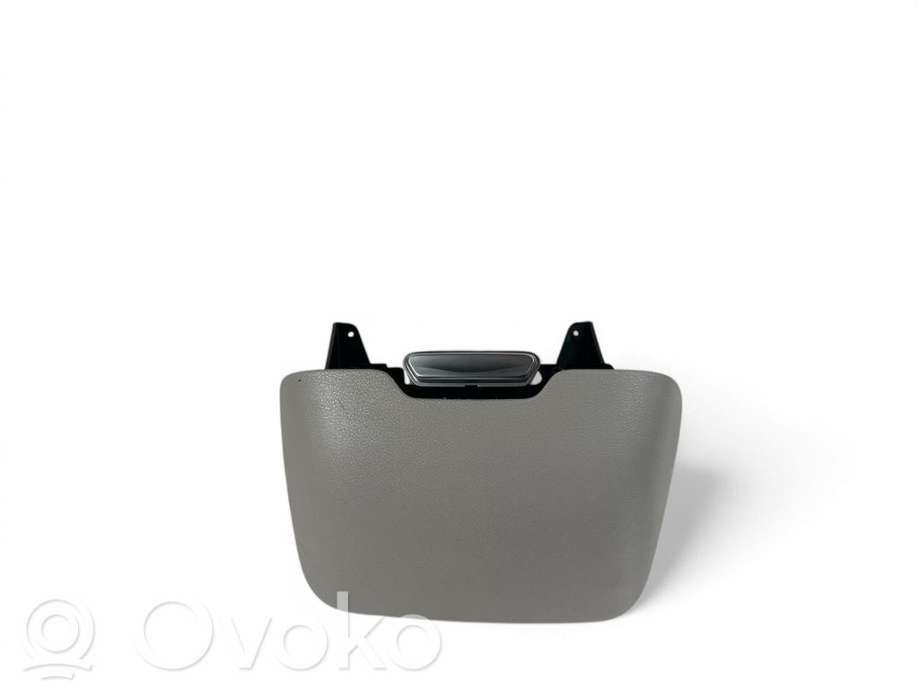 Chrysler Pacifica Glove box 