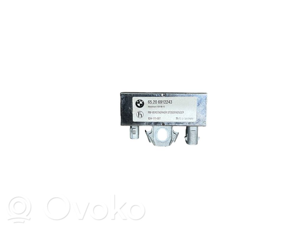 BMW Z4 E85 E86 Aerial antenna amplifier 