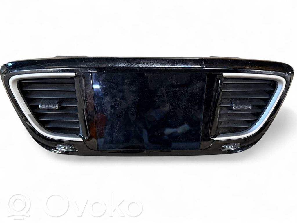 Chrysler Pacifica Screen/display/small screen 