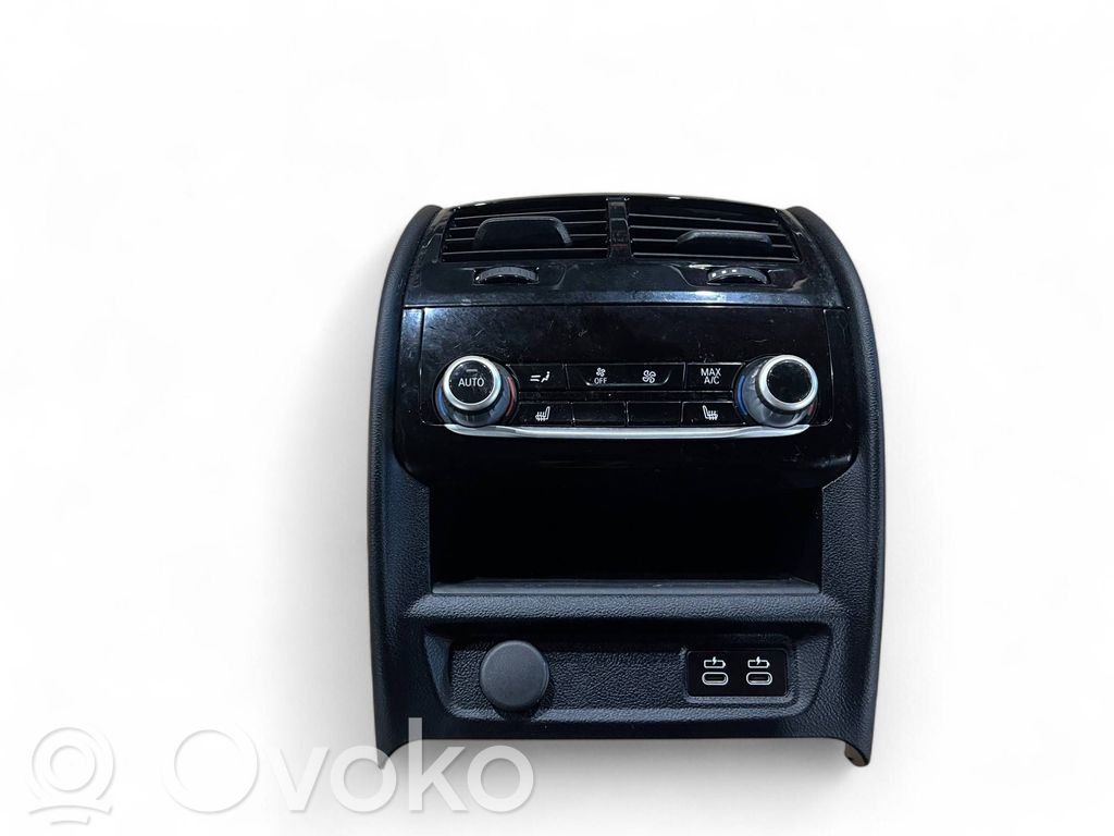 BMW M5 F90 Panel klimatyzacji 