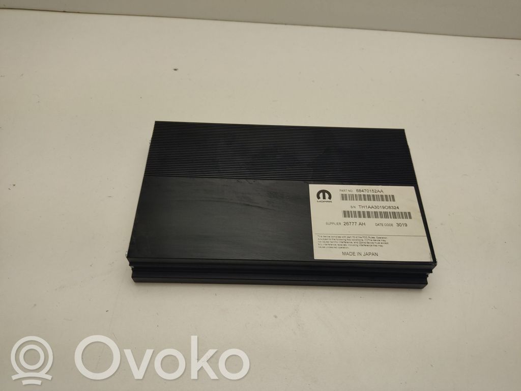 Dodge Durango III Garso stiprintuvas 