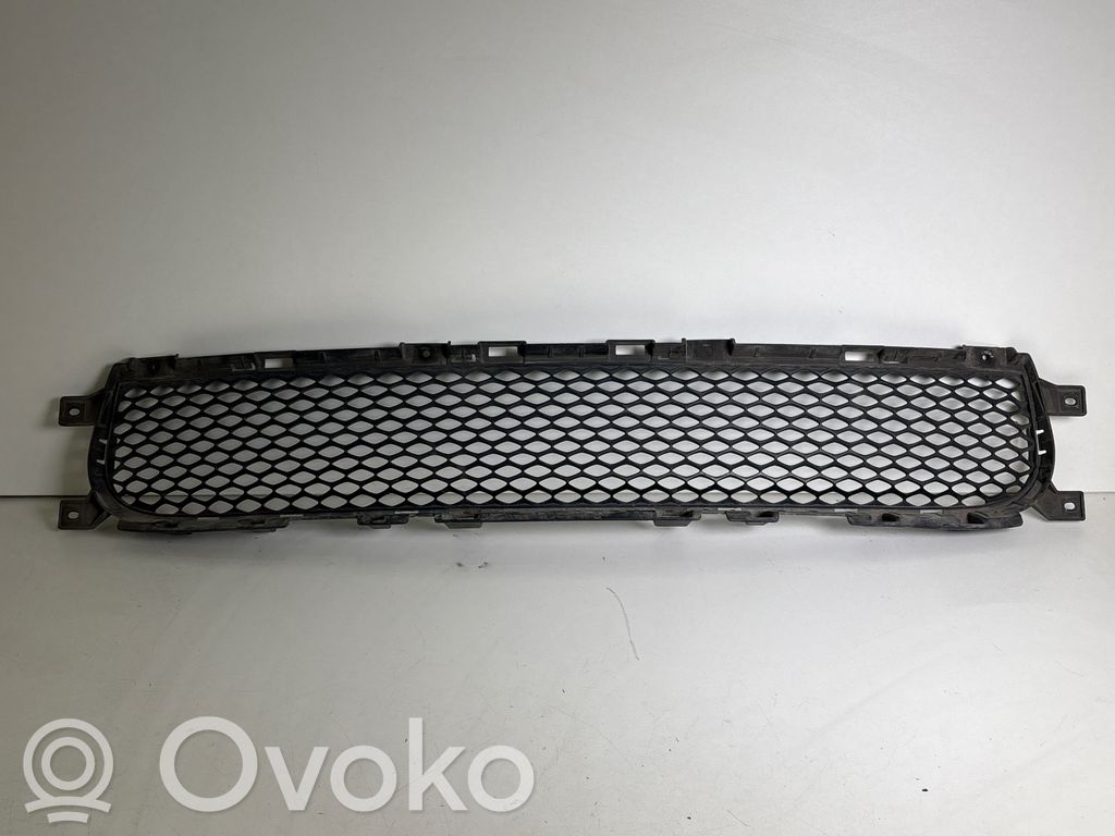 Dodge Durango III Front bumper lower grill 