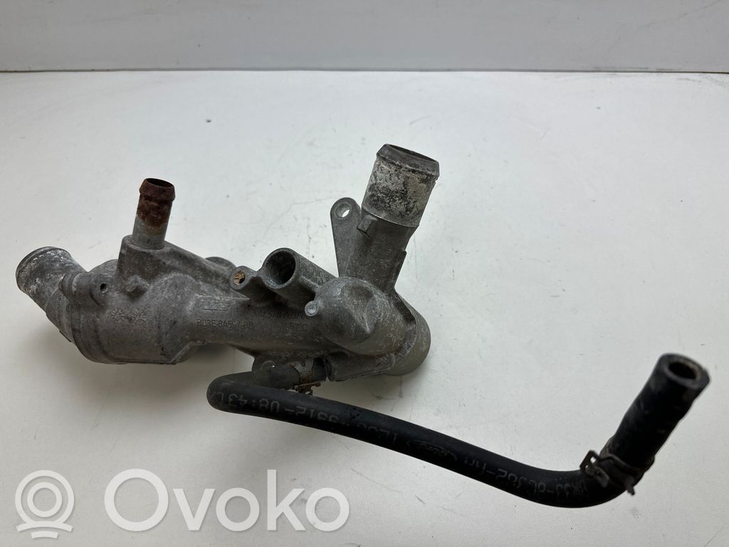 Ford Mustang V Termostaatin kotelo 
