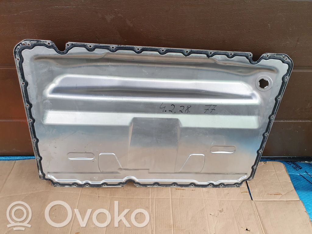 Skoda Superb B8 (3V) Vidurinė dugno apsauga 