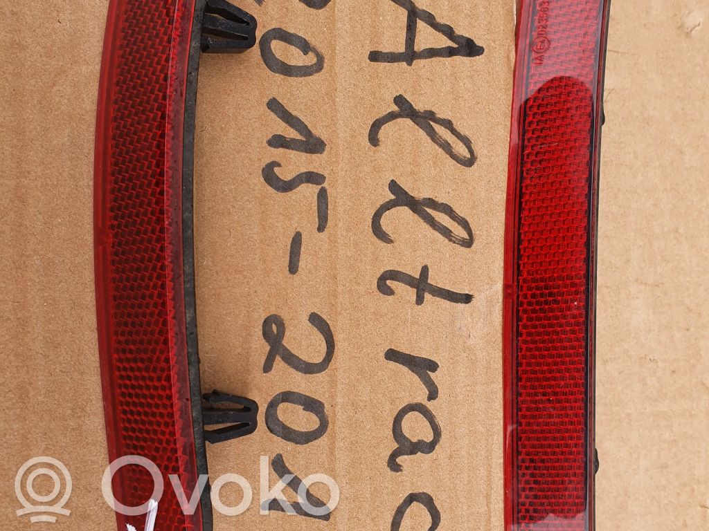 Volkswagen PASSAT B8 Odblask lampy tylnej 