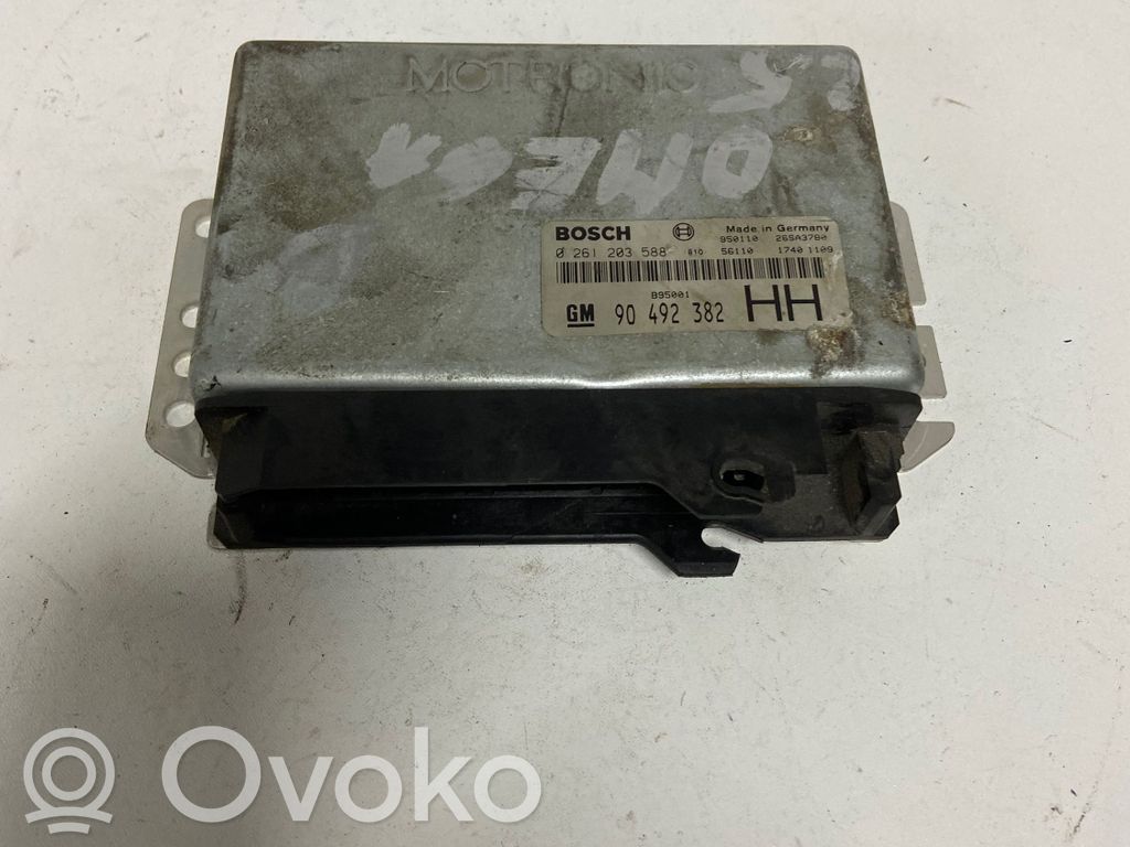 Engine control unit/module   90492382,26SA3780,0261203588