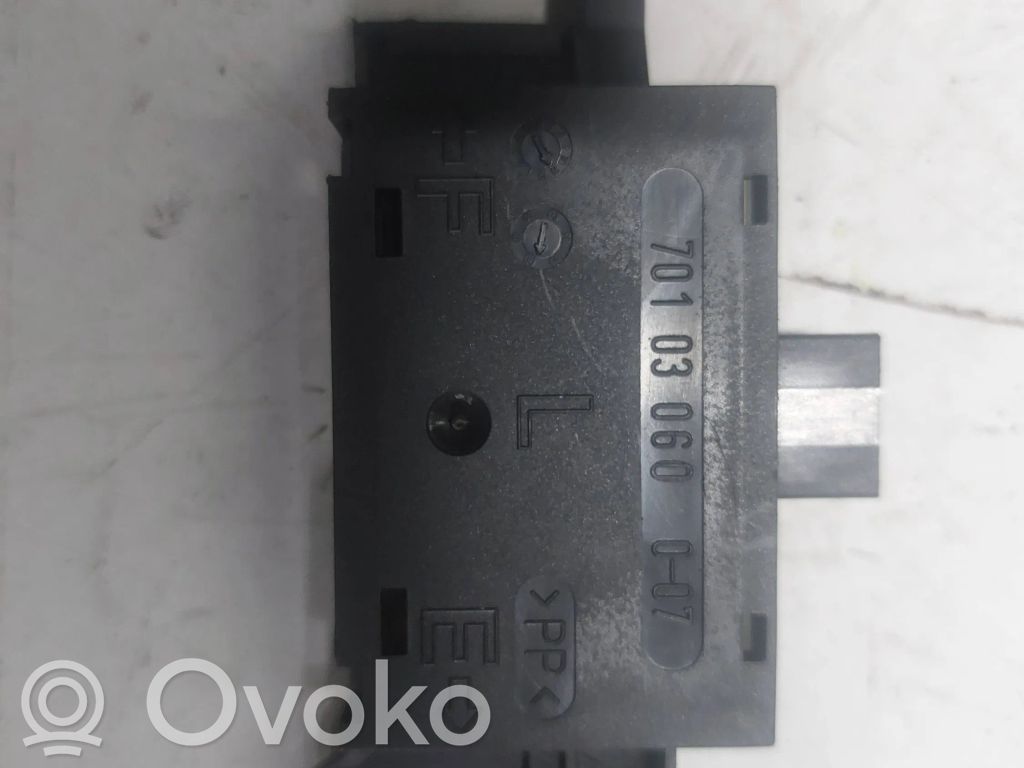 Alarm control unit/module   8D0951177A,000083
