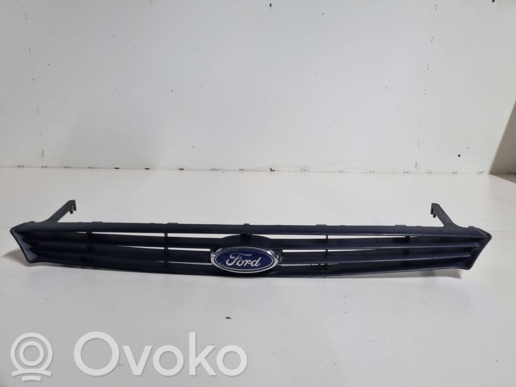 Ford Focus Etusäleikkö 