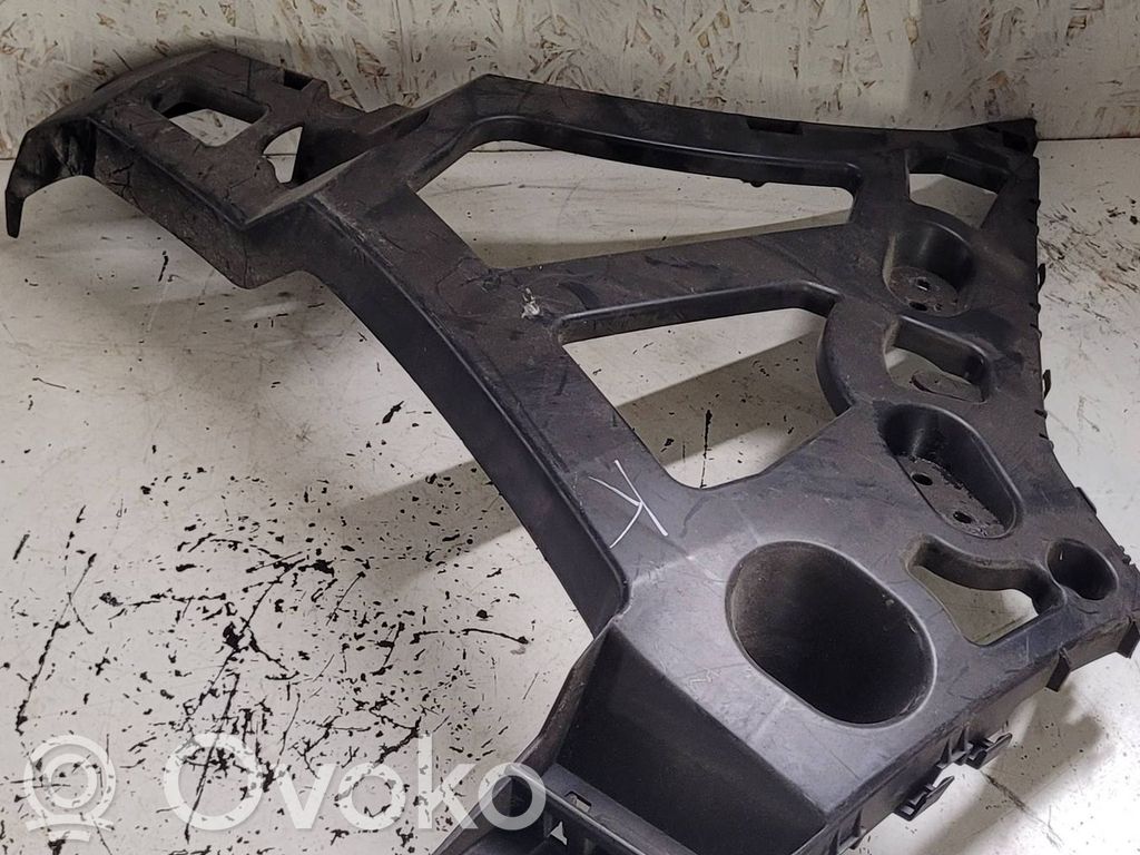 Renault Megane III Rear bumper mounting bracket 