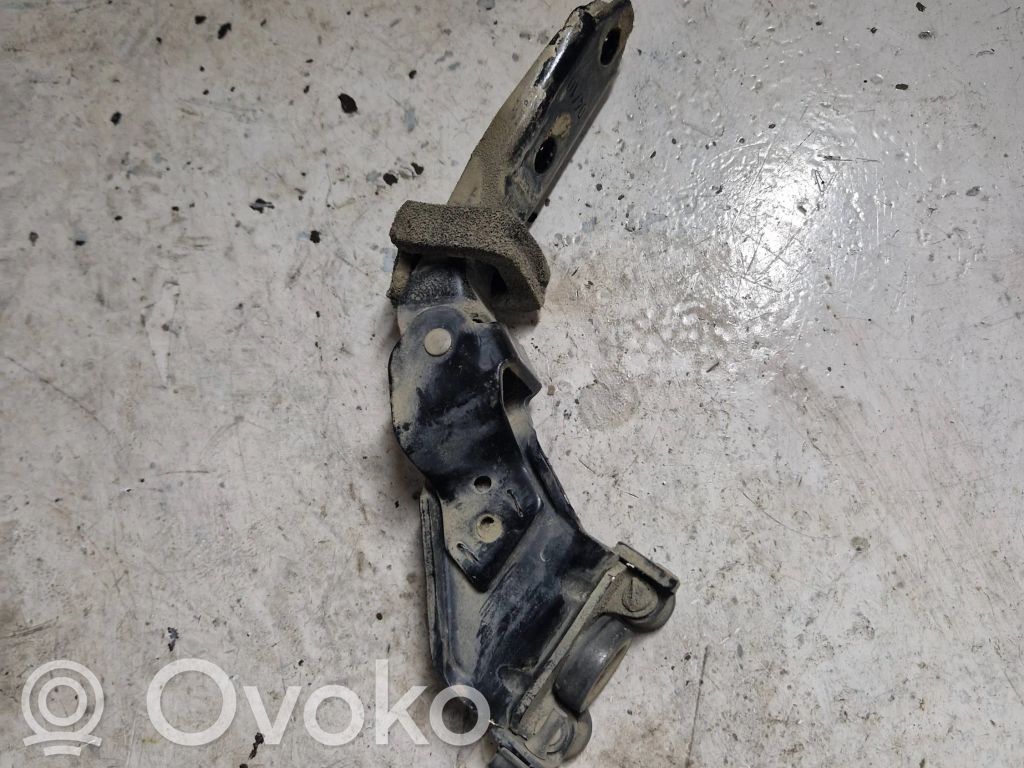 Volkswagen Caddy Ritinėlio kreiptuvas vidurinis/ vyris vidurinis 