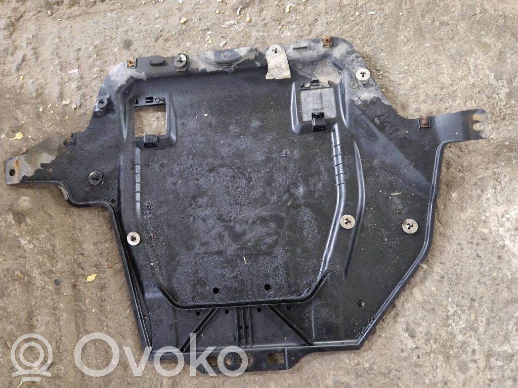 Subaru Legacy Moottorin alustan välipohjan roiskesuoja 