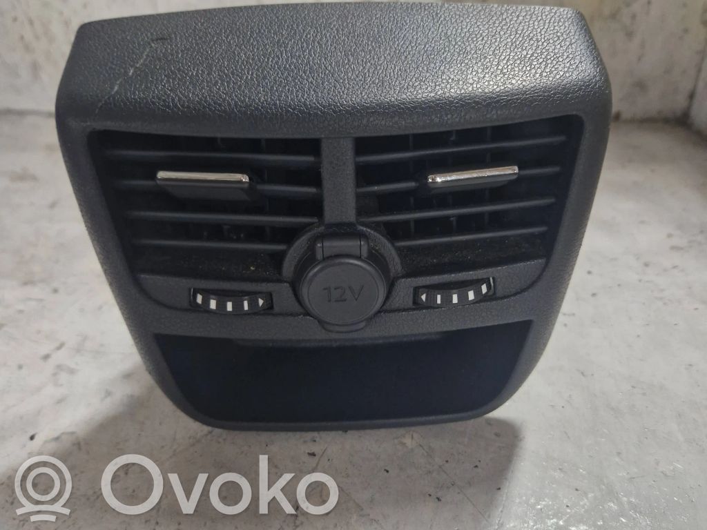 Peugeot 508 Задняя воздушная решётка 