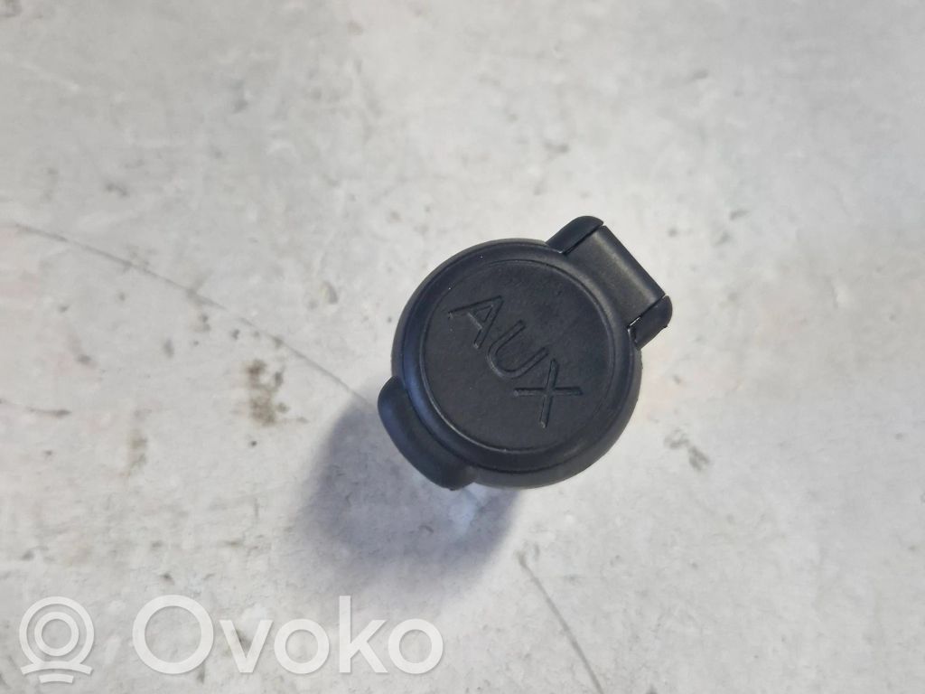 Citroen DS5 Enchufe conector entrada auxiliar 