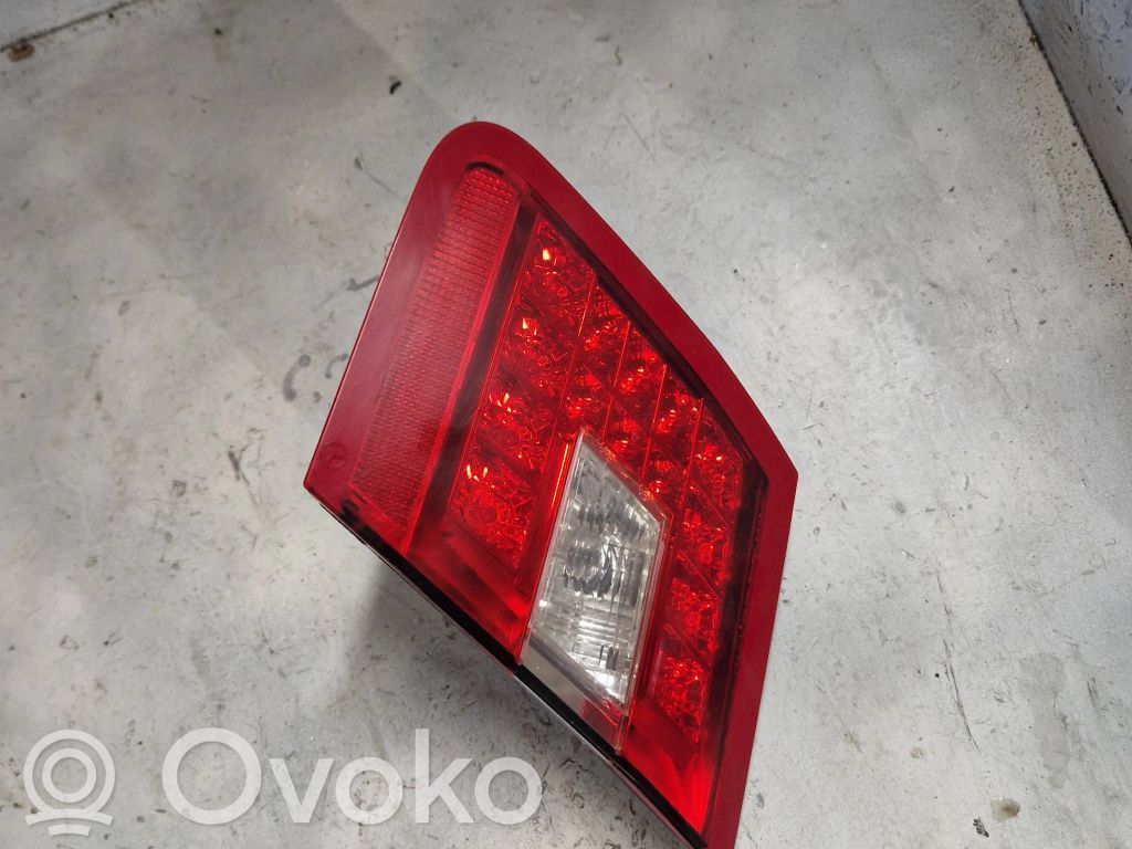 Mercedes-Benz E W212 Takaluukun takavalot 