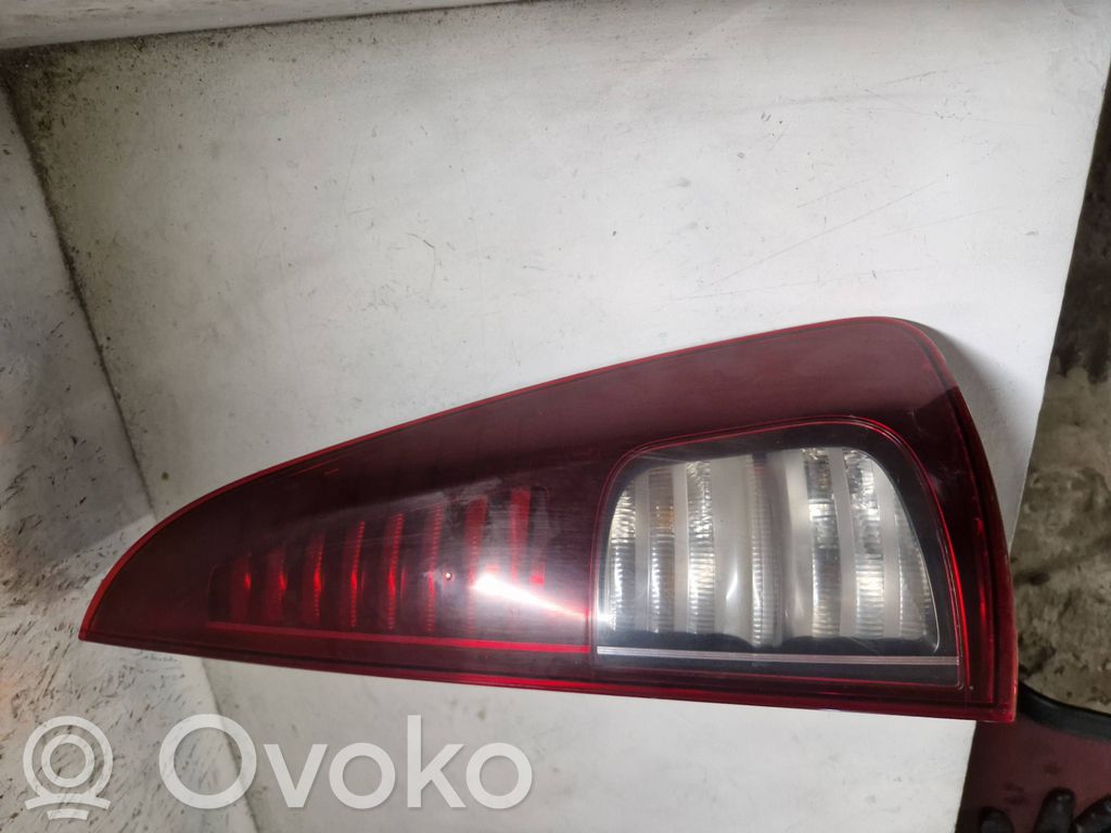 Renault Espace -  Grand espace IV Aizmugurējais lukturis virsbūvē 