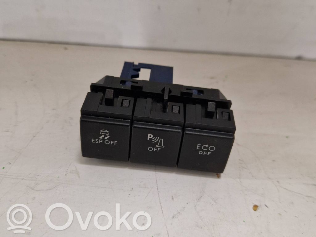 Peugeot 508 ESP (stability program) switch 