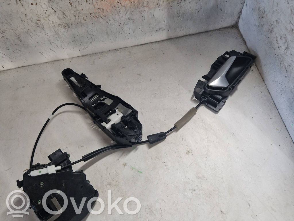 Citroen C4 III e-C4 Front door lock 