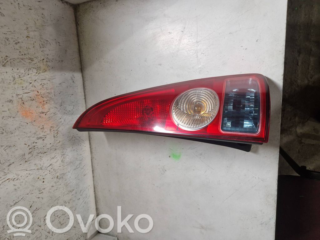 Renault Espace -  Grand espace IV Aizmugurējais lukturis virsbūvē 