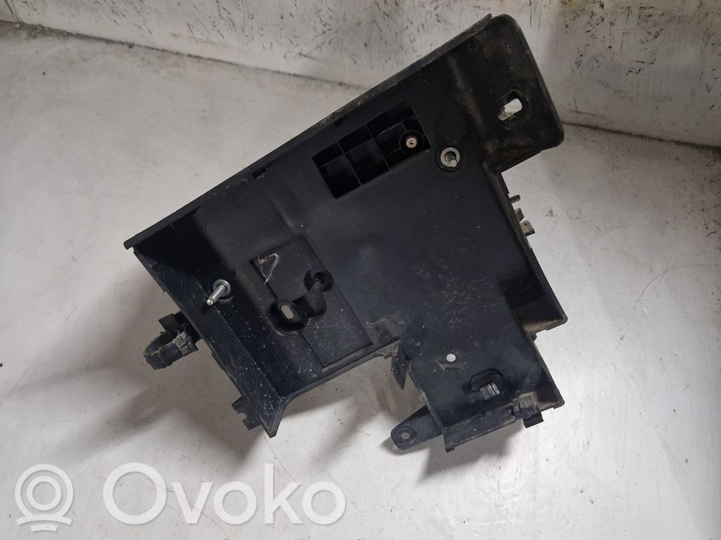 Citroen C5 Other engine bay part 