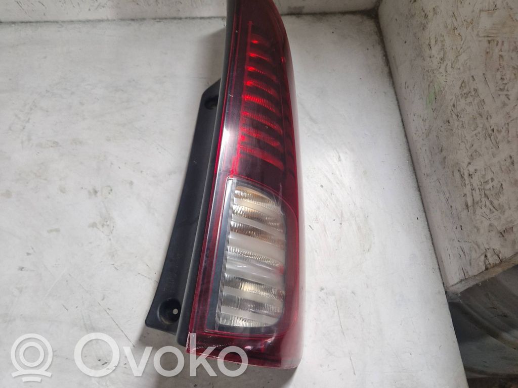 Renault Espace -  Grand espace IV Aizmugurējais lukturis virsbūvē 