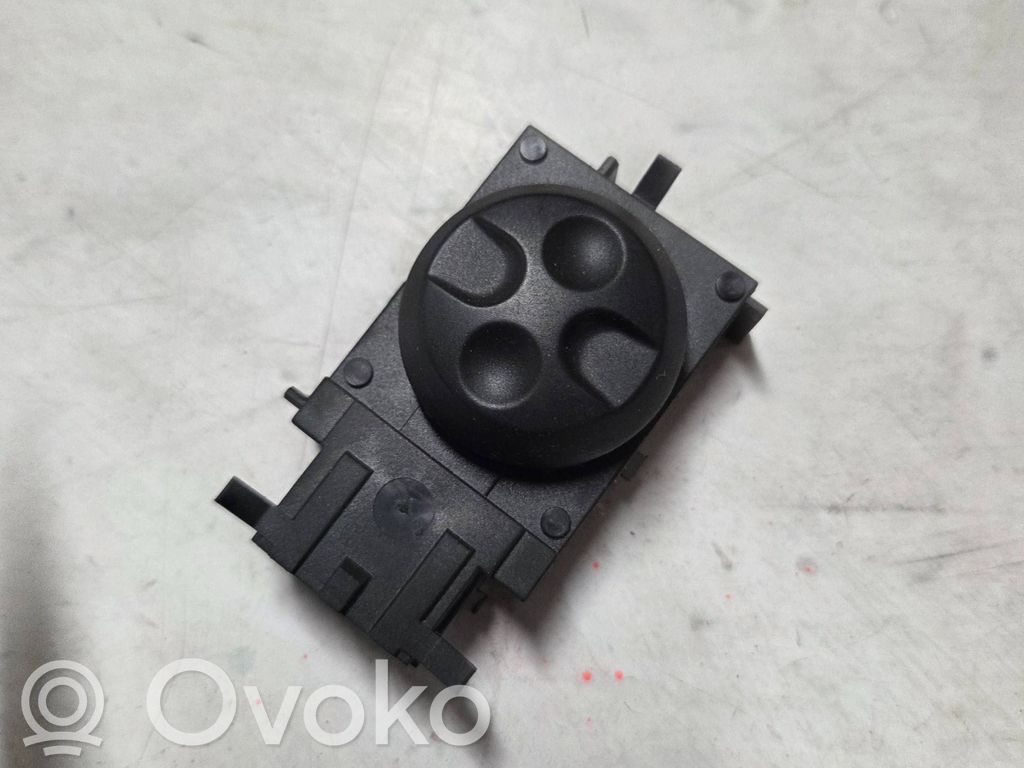 Citroen C5 Seat control switch 