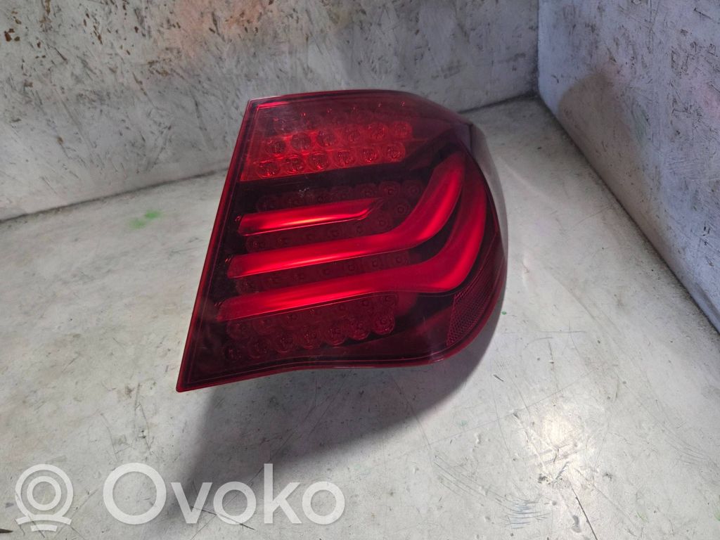 BMW 7 F01 F02 F03 F04 Lampă spate în caroserie 
