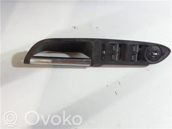 Ford Kuga I Interruptor del elevalunas eléctrico 