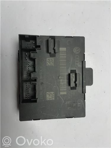Engine control unit/module ECU   8X0959795