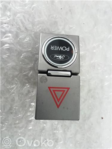 Botón interruptor de luz de peligro   13A350AA