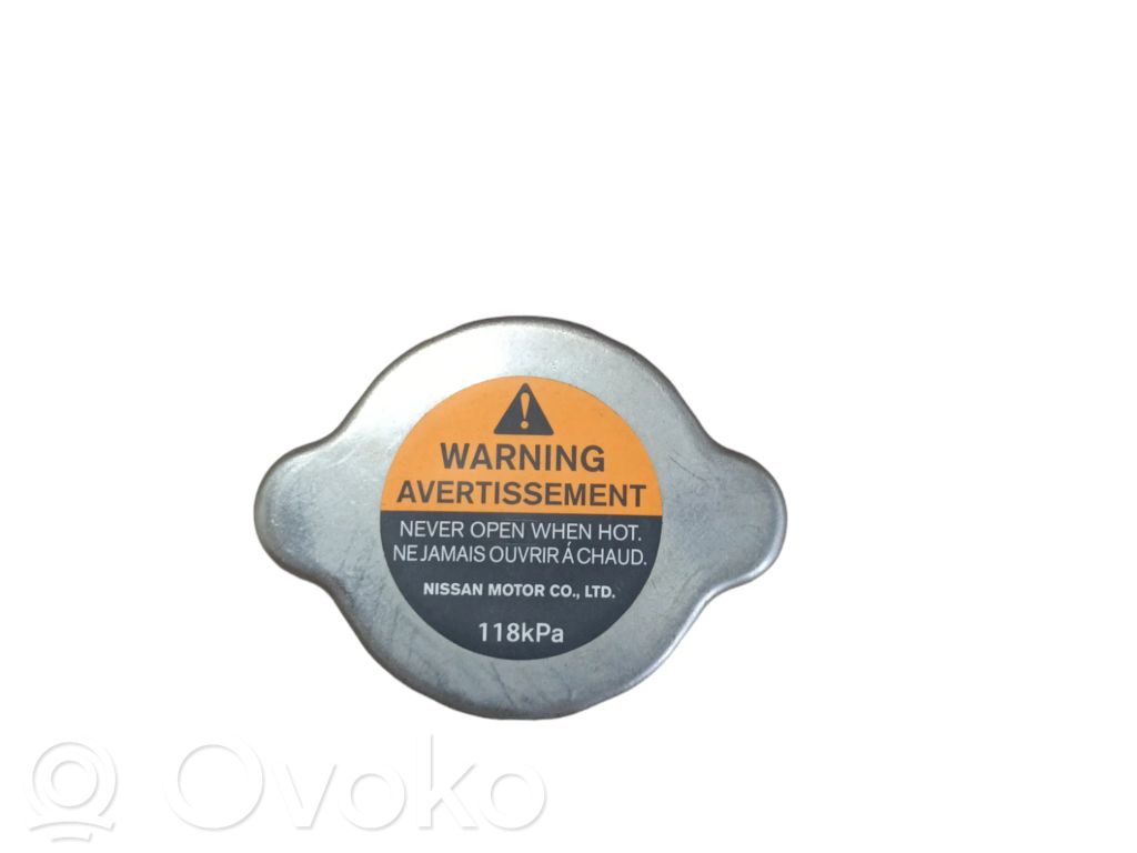 Nissan Murano Z52 Dzesēšanas šķidruma izplešanās tvertnes vāciņš 